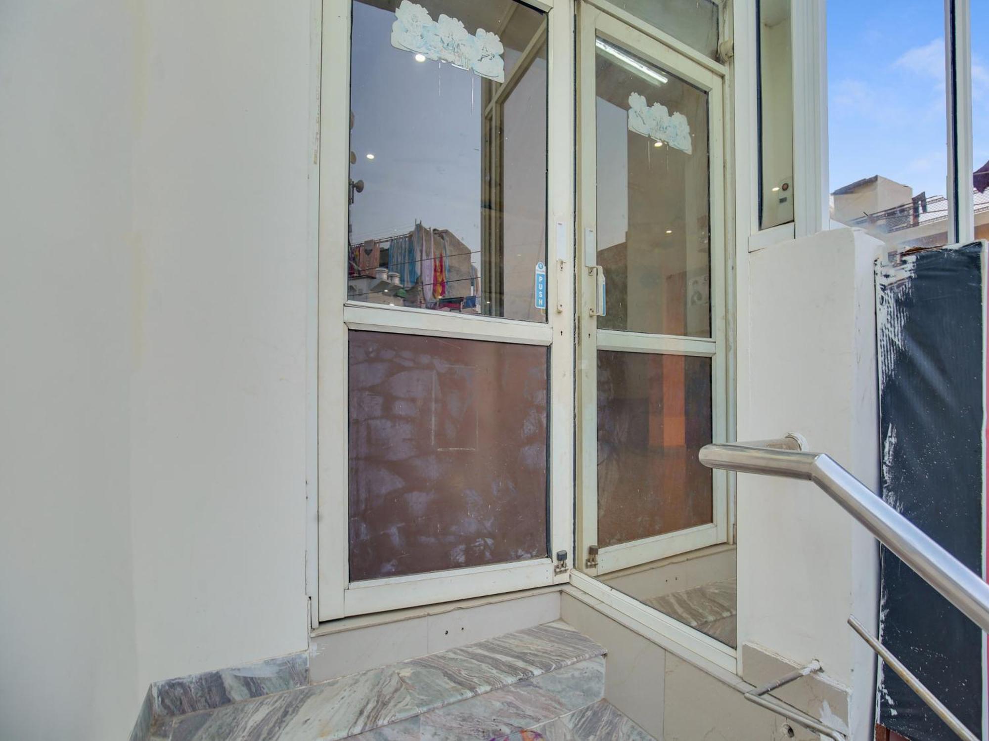 Hotel O Platinum Inn Nayagaon Εξωτερικό φωτογραφία
