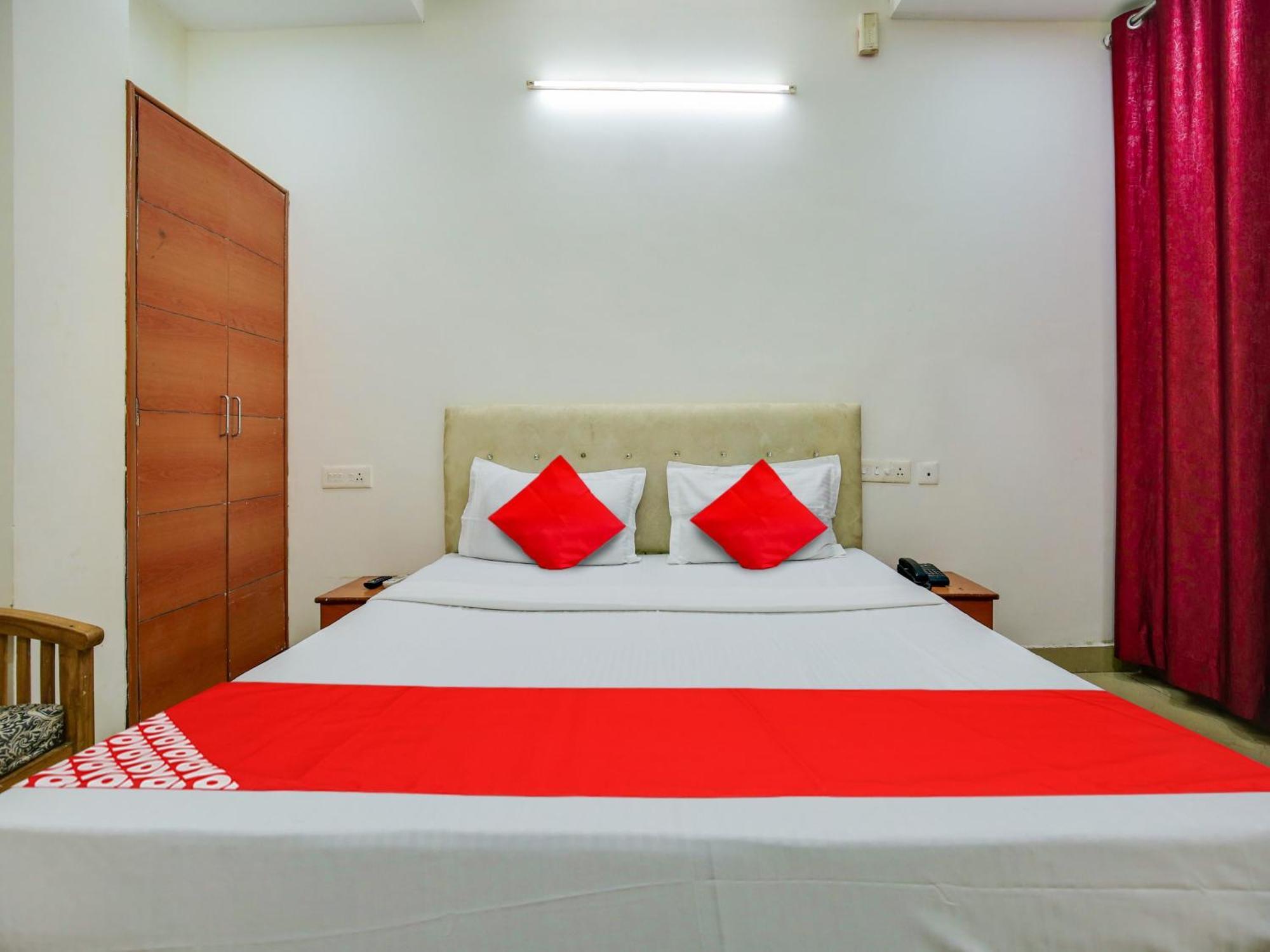 Hotel O Platinum Inn Nayagaon Εξωτερικό φωτογραφία