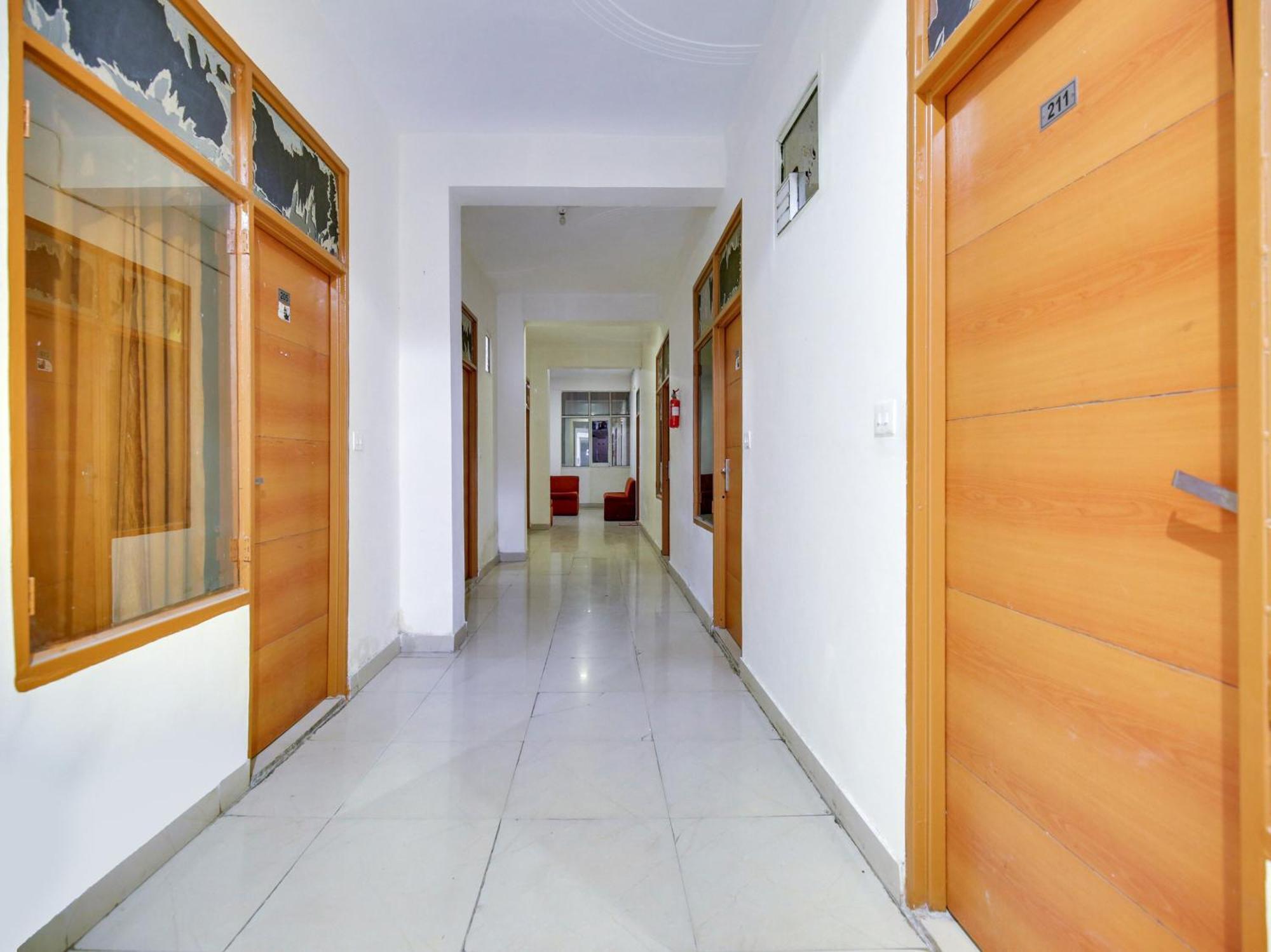 Hotel O Platinum Inn Nayagaon Εξωτερικό φωτογραφία